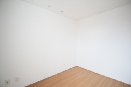 Apartamento para alugar com 2 quartos, 42m² em Parque Reboucas, São Paulo