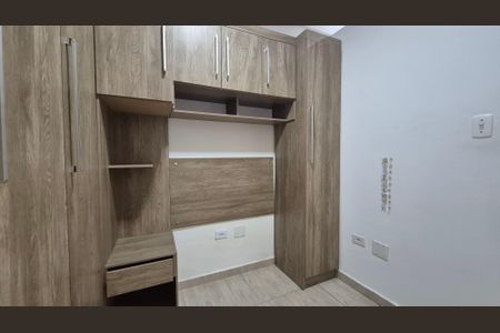 Quarto de apartamento para alugar com 2 quartos, 53m² em Parque das Nações, Santo André