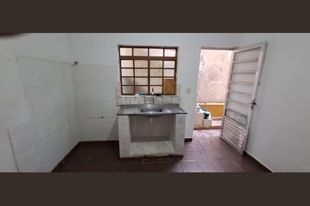 Casa para alugar com 1 quarto, 70m² em Vila Regina, São Paulo