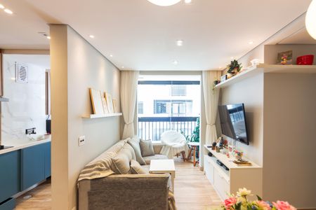 Sala  de apartamento para alugar com 2 quartos, 49m² em Centro, Osasco