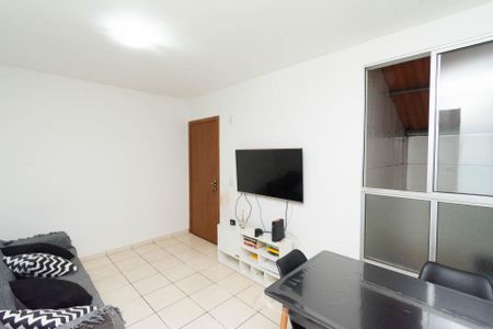 Sala de apartamento à venda com 2 quartos, 45m² em Santa Maria, Contagem