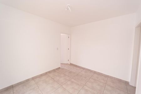 Sala de casa à venda com 2 quartos, 82m² em Vila Londrina, São Paulo