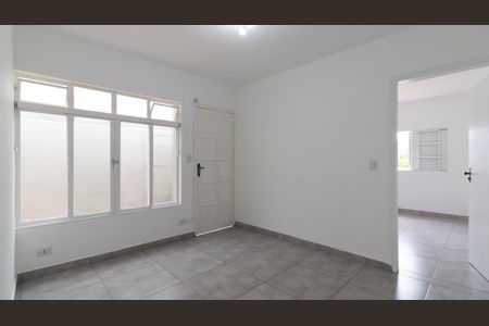 Sala de casa para alugar com 2 quartos, 70m² em Vila Londrina, São Paulo