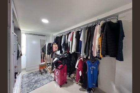 Apartamento à venda com 110m², 2 quartos e 1 vagaQuarto 2