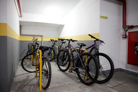 Área Comum - Bicicletário de kitnet/studio para alugar com 1 quarto, 19m² em Centro Histórico, Porto Alegre