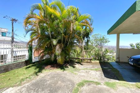 Quintal de casa à venda com 2 quartos, 360m² em Fernão Dias, Belo Horizonte