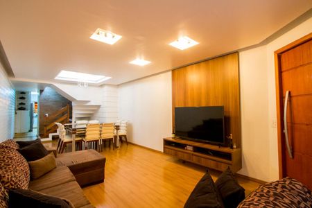 Sala de casa para alugar com 3 quartos, 269m² em Vila Valparaíso, Santo André
