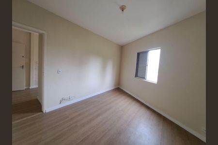 Quarto 1 de apartamento para alugar com 1 quarto, 55m² em Vila Osasco, Osasco