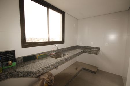 Cozinha de apartamento à venda com 2 quartos, 146m² em Alto Barroca, Belo Horizonte