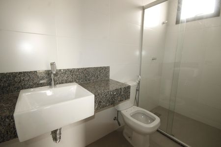 Apartamento à venda com 146m², 2 quartos e 2 vagasbanheiro 2