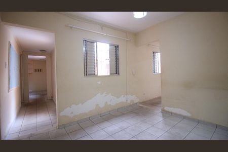 Casa à venda com 5 quartos, 300m² em Parque São Lucas, São Paulo