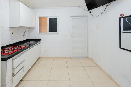Kitnet de casa de condomínio para alugar com 1 quarto, 20m² em Bonfim, Belo Horizonte