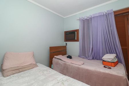 Quarto de apartamento à venda com 2 quartos, 117m² em Vila Ipiranga, Porto Alegre