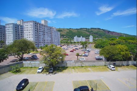 Quarto 1 - Vista de apartamento para alugar com 2 quartos, 46m² em Morro Santana, Porto Alegre
