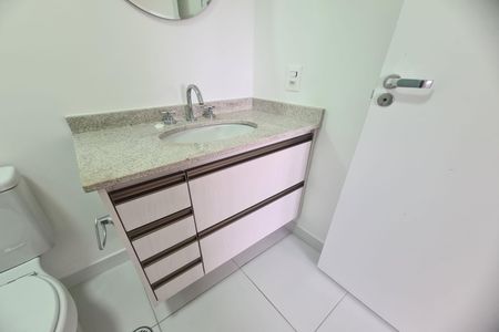 Apartamento para alugar com 73m², 2 quartos e 1 vagaBanheiro da Suíte