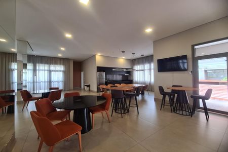 Apartamento para alugar com 73m², 2 quartos e 1 vagaÁrea comum