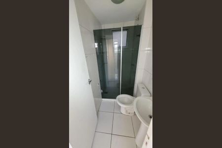 Banheiro de apartamento para alugar com 2 quartos, 60m² em Candelária, Belo Horizonte