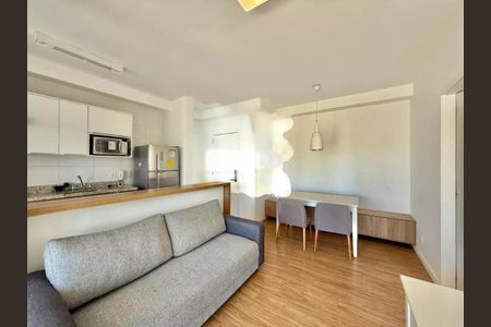 Foto 02 de apartamento à venda com 1 quarto, 46m² em Cambuí, Campinas