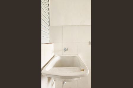 Área de Serviço de casa de condomínio para alugar com 1 quarto, 58m² em Interlagos, São Paulo