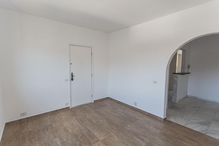 Sala de apartamento para alugar com 3 quartos, 133m² em Santo Antônio, Belo Horizonte