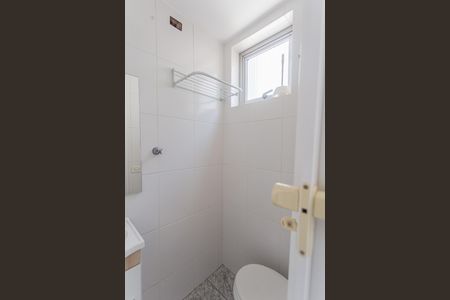 Apartamento para alugar com 133m², 3 quartos e 2 vagas Apartamento para alugar com 133m², 3 quartos e 2 vagasBanheiro de Serviço