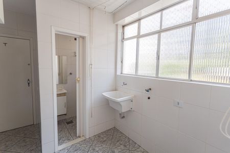 Apartamento para alugar com 133m², 3 quartos e 2 vagas Apartamento para alugar com 133m², 3 quartos e 2 vagasÁrea de Serviço