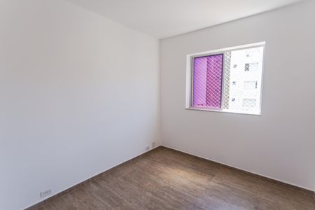 Quarto 1 de apartamento para alugar com 3 quartos, 133m² em Santo Antônio, Belo Horizonte