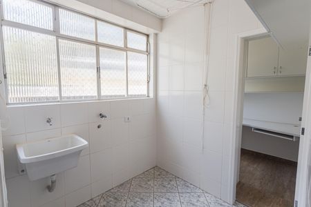 Apartamento para alugar com 133m², 3 quartos e 2 vagas Apartamento para alugar com 133m², 3 quartos e 2 vagasÁrea de Serviço