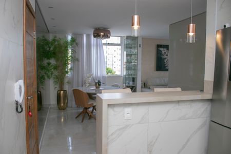 Sala de apartamento à venda com 2 quartos, 62m² em Renascença, Belo Horizonte