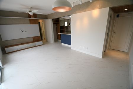 Sala de apartamento para alugar com 3 quartos, 85m² em Mansões Santo Antônio, Campinas