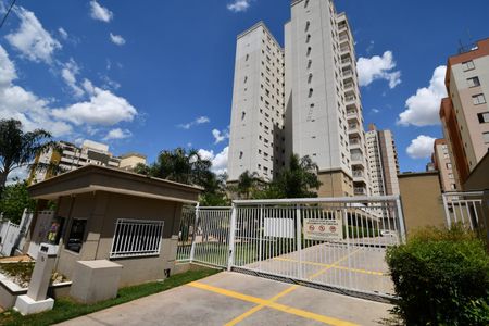 Apartamento para alugar com 85m², 3 quartos e 2 vagasFachada e portaria