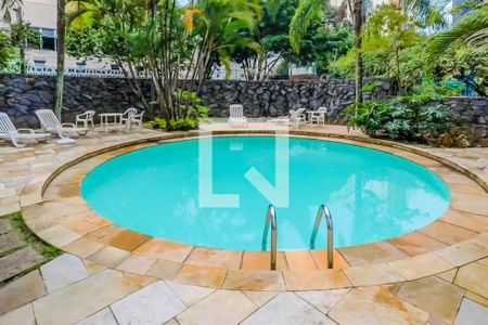 Studio para alugar com 30m², 1 quarto e 1 vagaPiscina