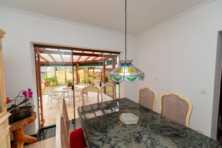 Sala de Jantar de casa de condomínio para alugar com 4 quartos, 230m² em Morada dos Pássaros, Barueri