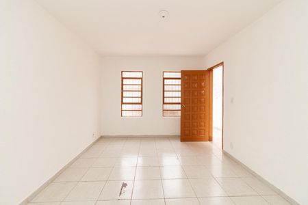 Sala de casa à venda com 3 quartos, 117m² em Parque Edu Chaves, São Paulo