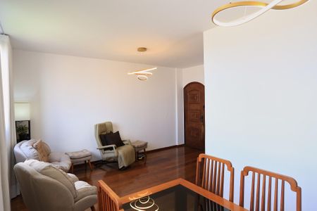 Sala de apartamento à venda com 3 quartos, 123m² em Sagrada Família, Belo Horizonte