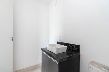 Apartamento para alugar com 47m², 2 quartos e 1 vaga Apartamento para alugar com 47m², 2 quartos e 1 vagaBanheiro
