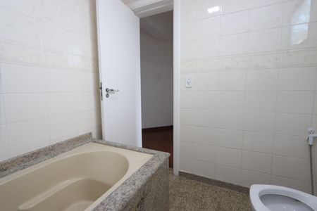 Apartamento à venda com 440m², 5 quartos e 5 vagasBanheiro Social