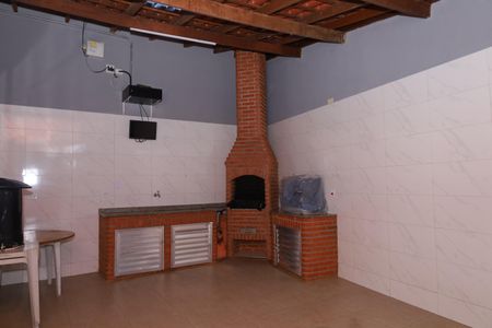Casa de condomínio para alugar com 75m², 3 quartos e 1 vagaÁrea comum - Churrasqueira