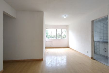 Sala de apartamento para alugar com 2 quartos, 50m² em Pechincha, Rio de Janeiro