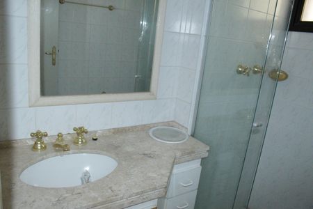 Apartamento para alugar com 2 quartos, 208m² em Santa Cecilia, São Paulo