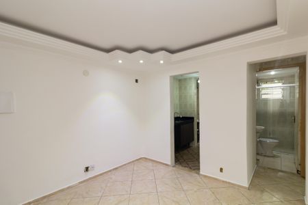 Sala de apartamento para alugar com 2 quartos, 44m² em Itaquera, São Paulo