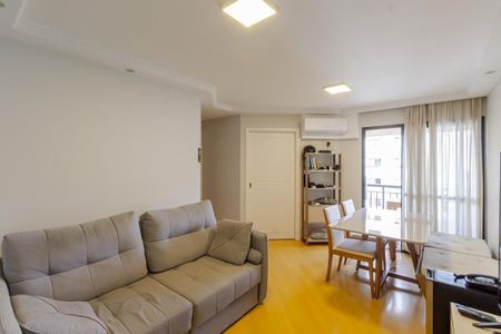 Sala de apartamento à venda com 2 quartos, 58m² em Indianópolis, São Paulo