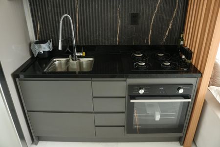 Cozinha de apartamento para alugar com 2 quartos, 41m² em Água Branca, São Paulo