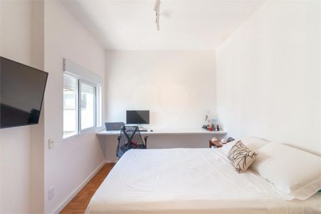 Apartamento à venda com 2 quartos, 80m² em Cerqueira César, São Paulo