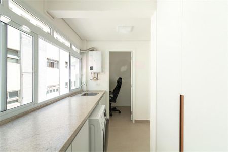 Apartamento à venda com 2 quartos, 80m² em Cerqueira César, São Paulo