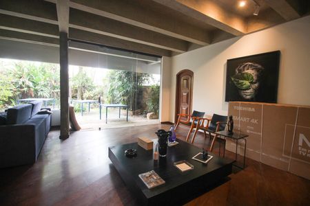 Sala de casa à venda com 5 quartos, 490m² em Jardim Guedala, São Paulo