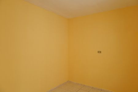 Quarto 1 de casa para alugar com 2 quartos, 70m² em Vila Carmosina, São Paulo