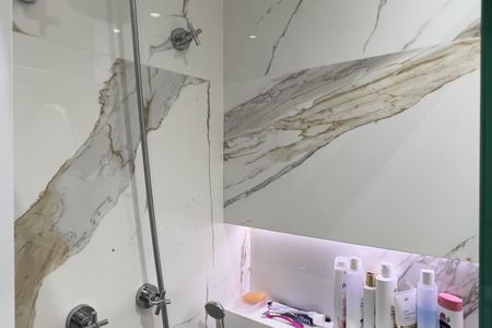 Apartamento para alugar com 68m², 2 quartos e 1 vaga Apartamento para alugar com 68m², 2 quartos e 1 vagaBanheiro Social