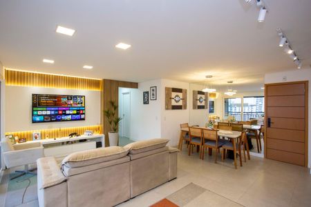 Sala de apartamento à venda com 3 quartos, 130m² em Jardim Elisa, Diadema