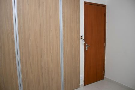 Quarto 2 de apartamento para alugar com 3 quartos, 95m² em Fernão Dias, Belo Horizonte